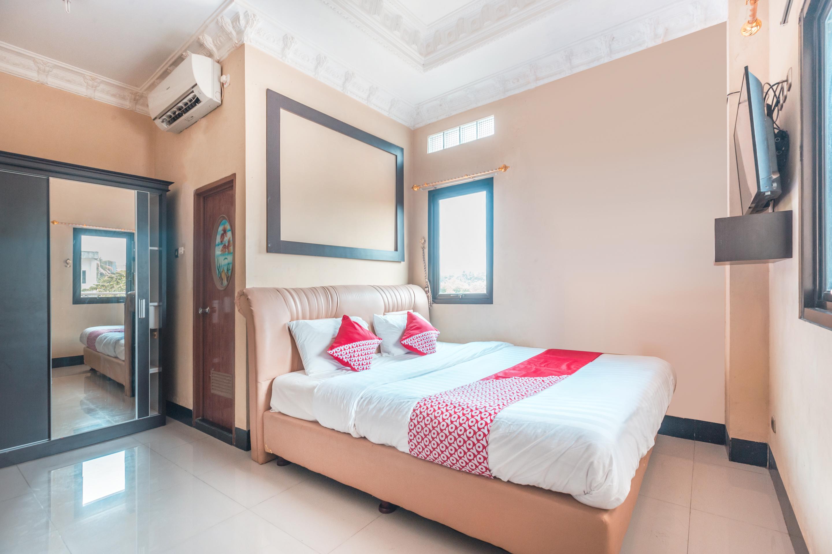 Super Oyo 1640 Fallinda Hotel Богор Экстерьер фото