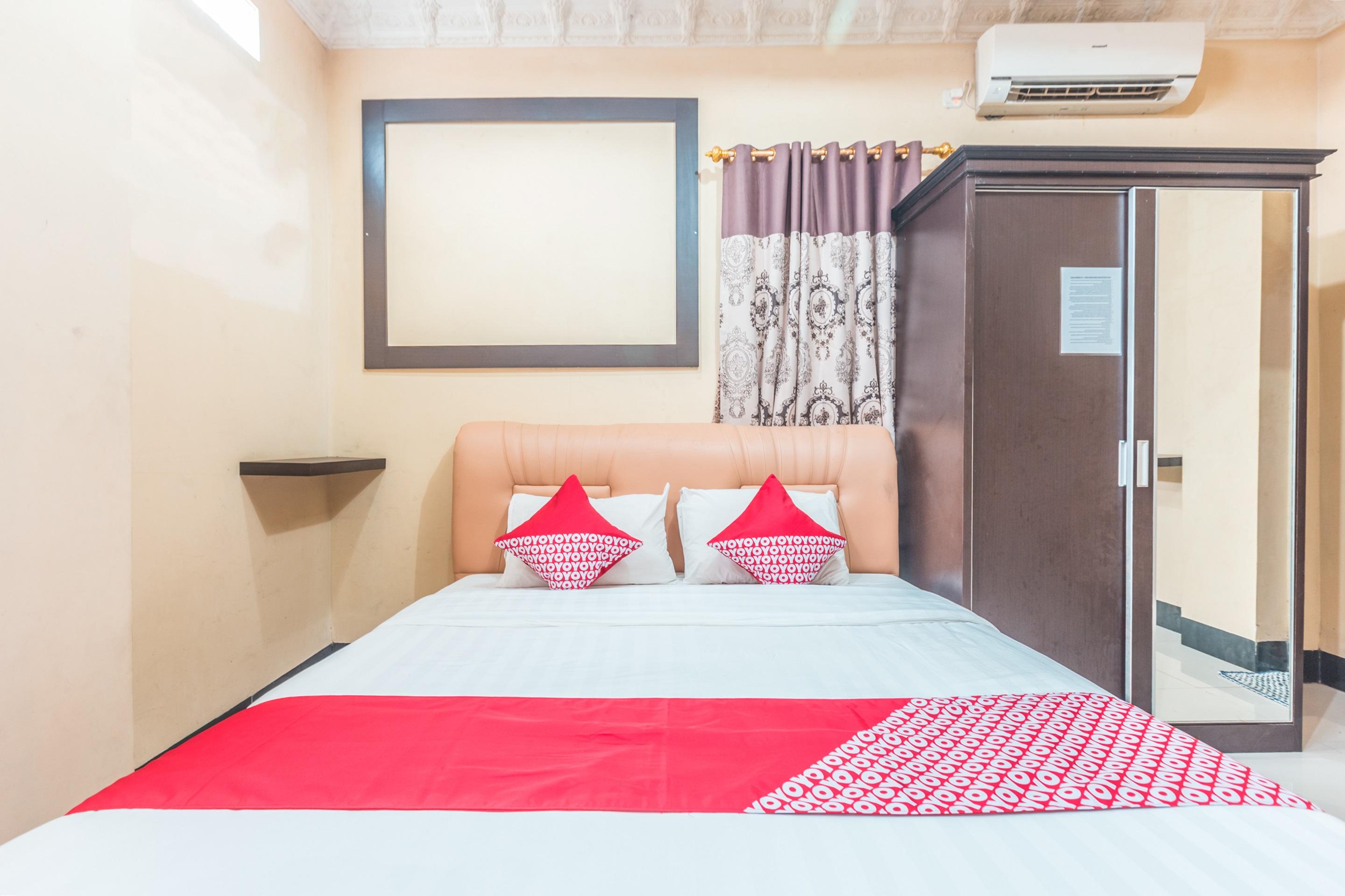 Super Oyo 1640 Fallinda Hotel Богор Экстерьер фото
