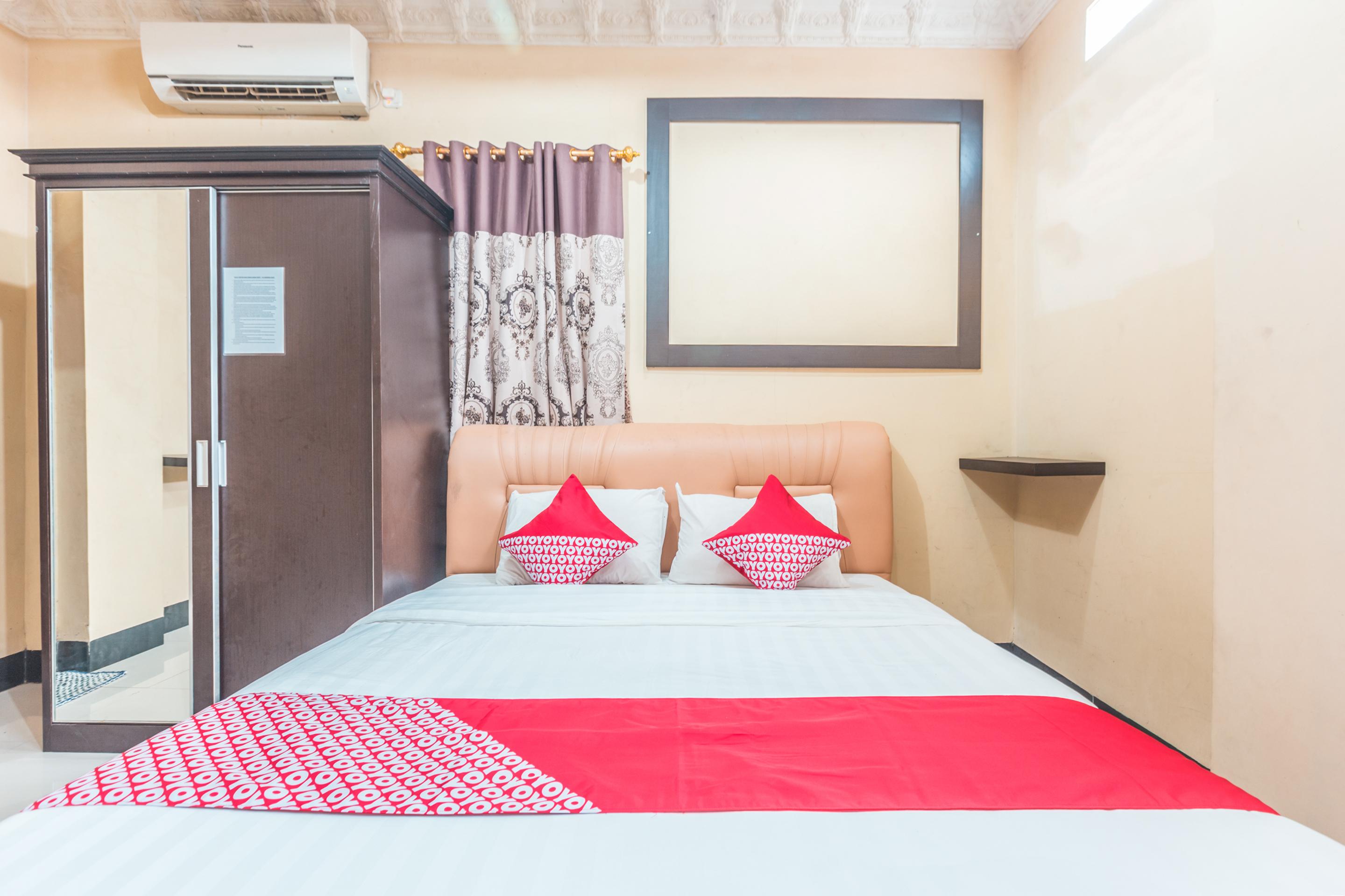 Super Oyo 1640 Fallinda Hotel Богор Экстерьер фото