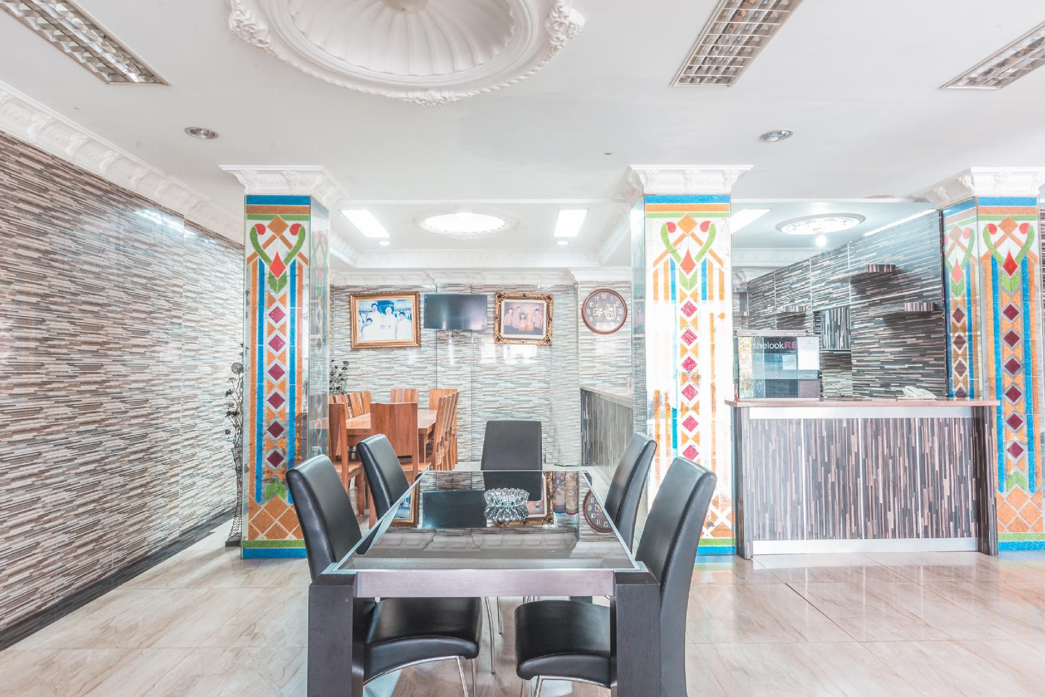Super Oyo 1640 Fallinda Hotel Богор Экстерьер фото